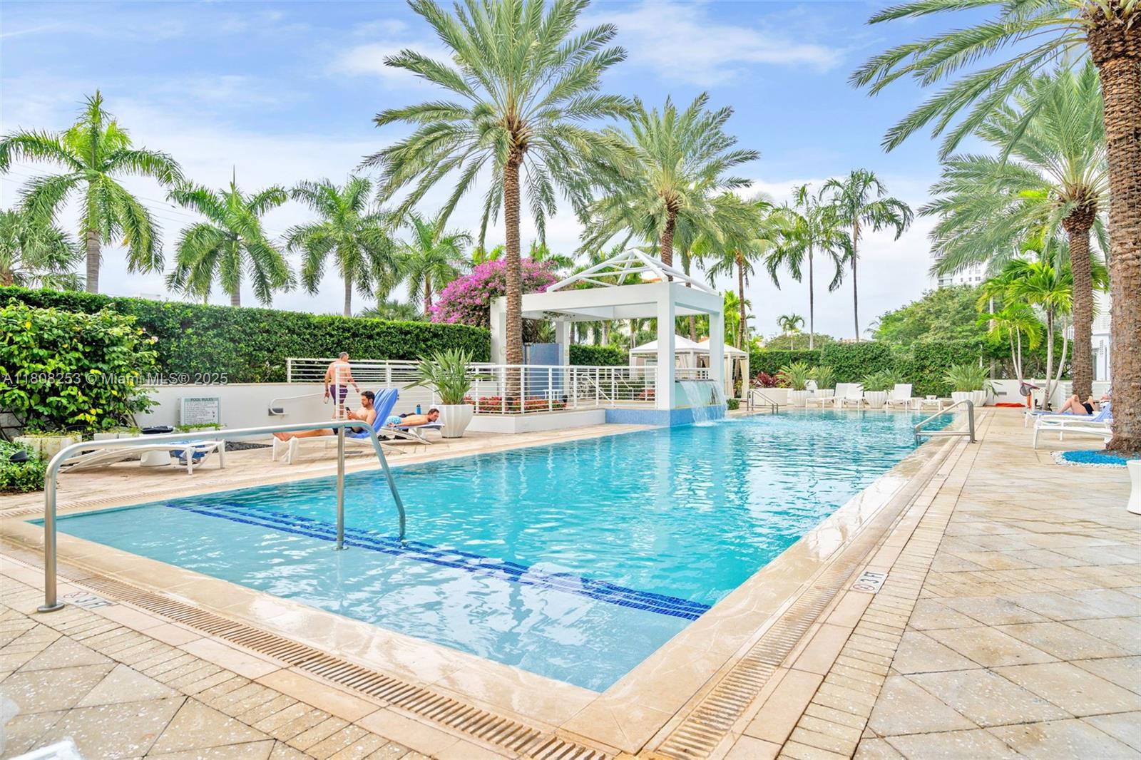 SAPPHIRE FORT LAUDERDALE - Residential