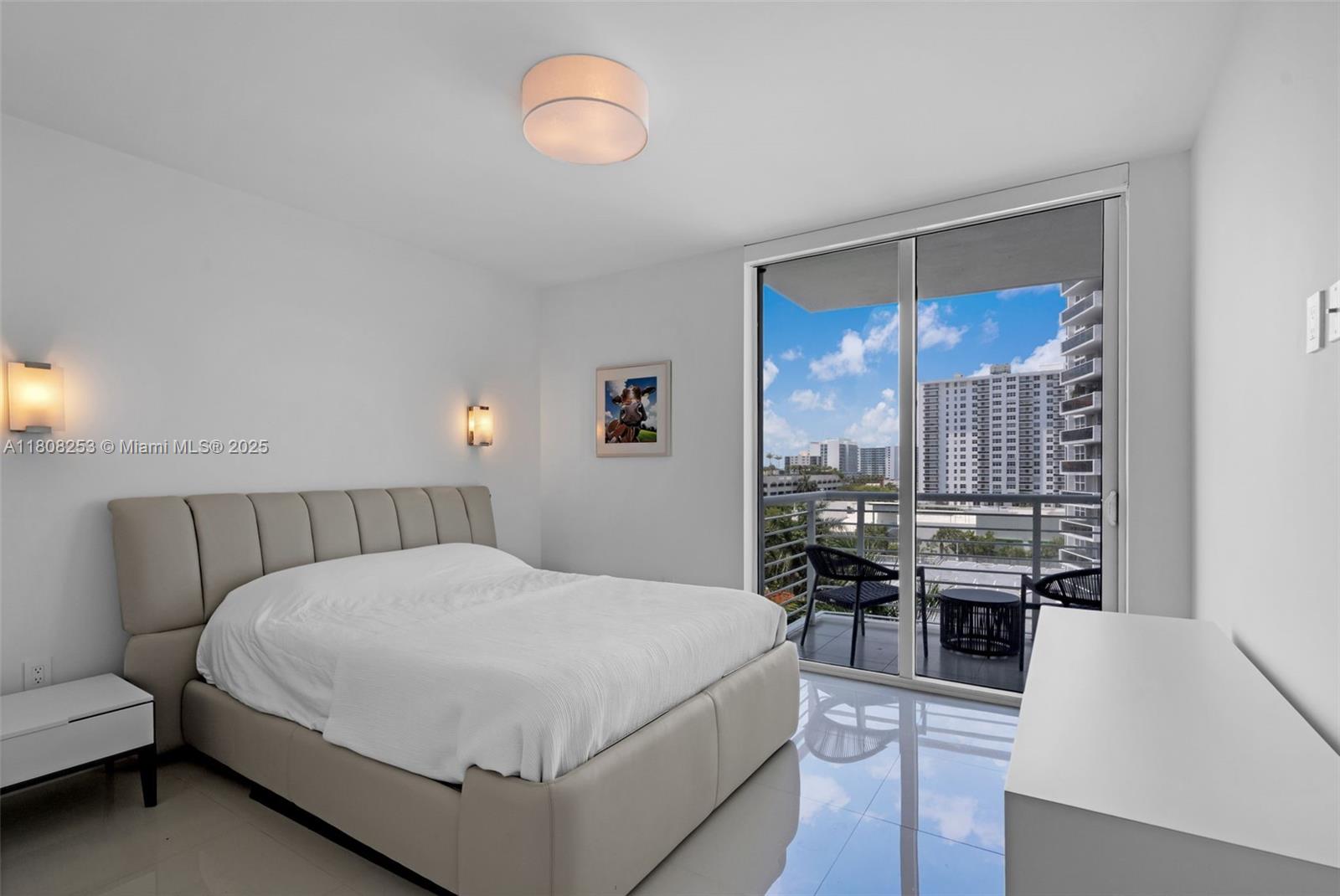 SAPPHIRE FORT LAUDERDALE - Residential