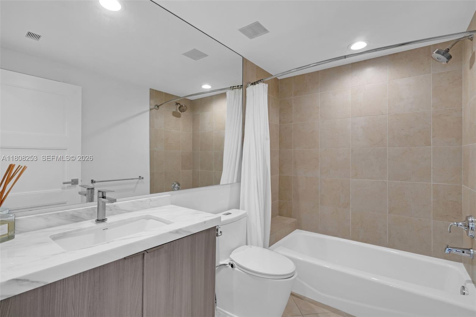 SAPPHIRE FORT LAUDERDALE - Residential