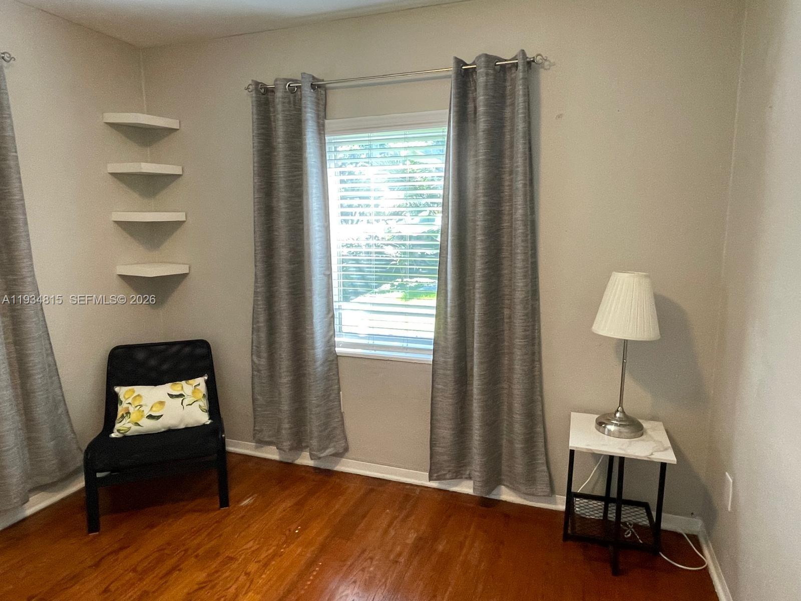 MIAMI SHORES SEC 6 - Residential