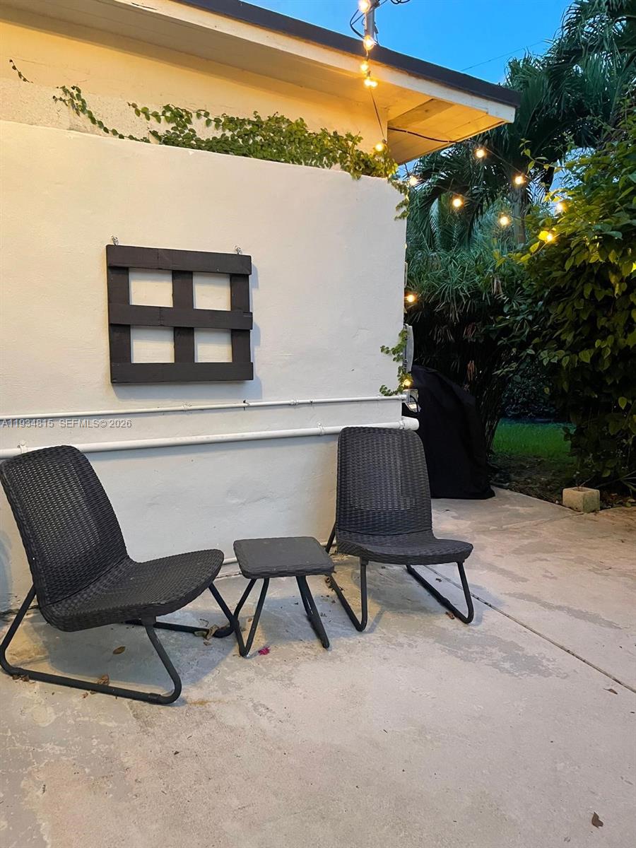 MIAMI SHORES SEC 6 - Residential