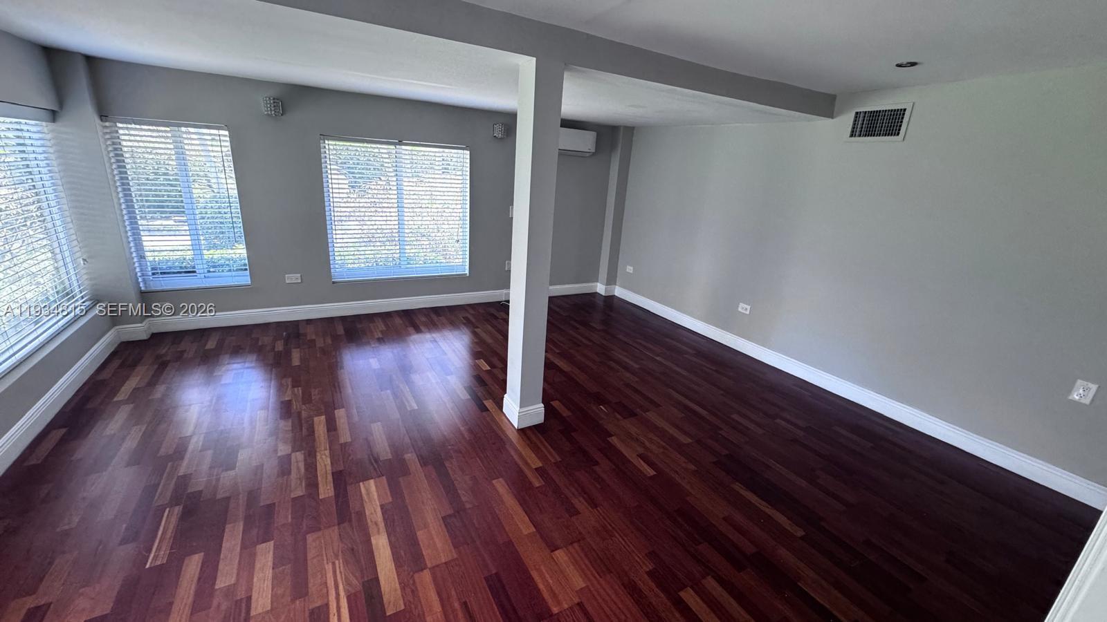 MIAMI SHORES SEC 6 - Residential
