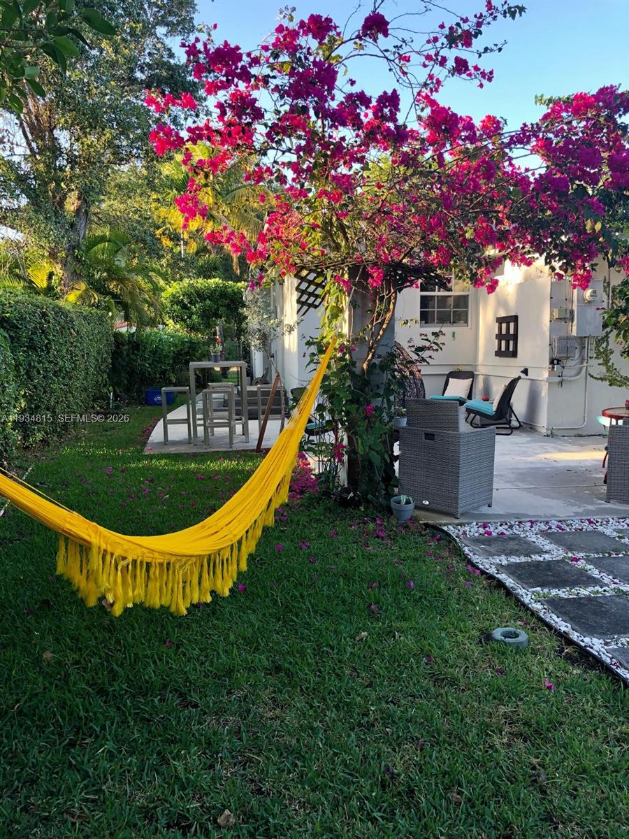 MIAMI SHORES SEC 6 - Residential