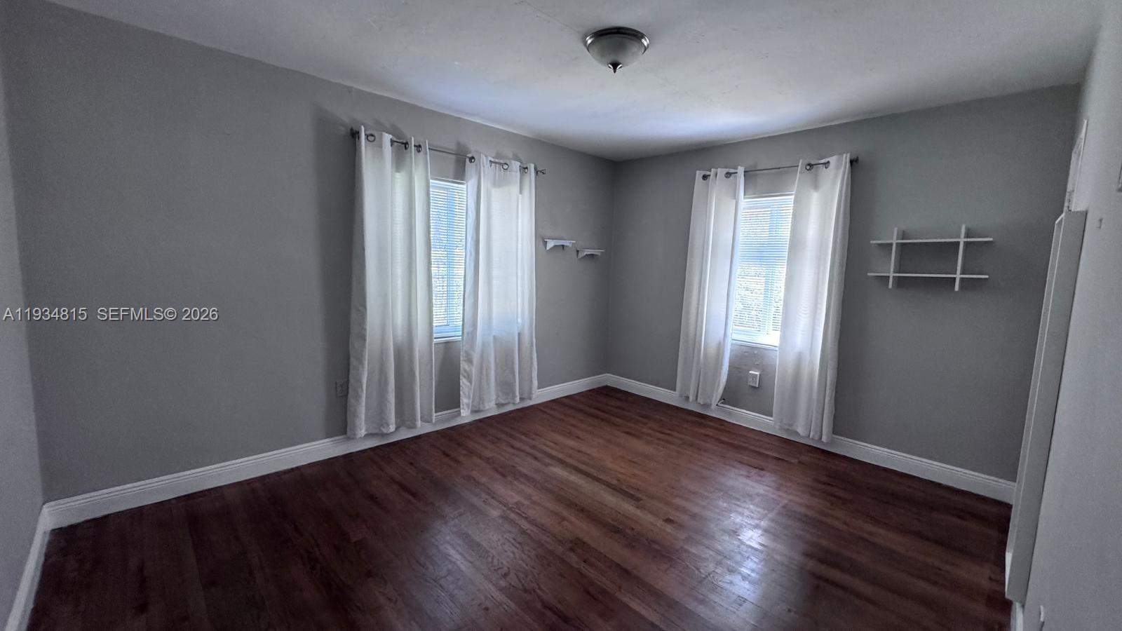 MIAMI SHORES SEC 6 - Residential
