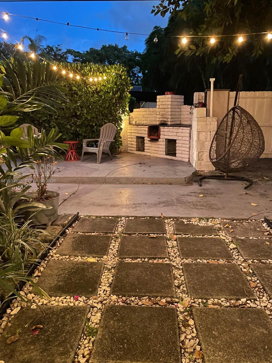 MIAMI SHORES SEC 6 - Residential