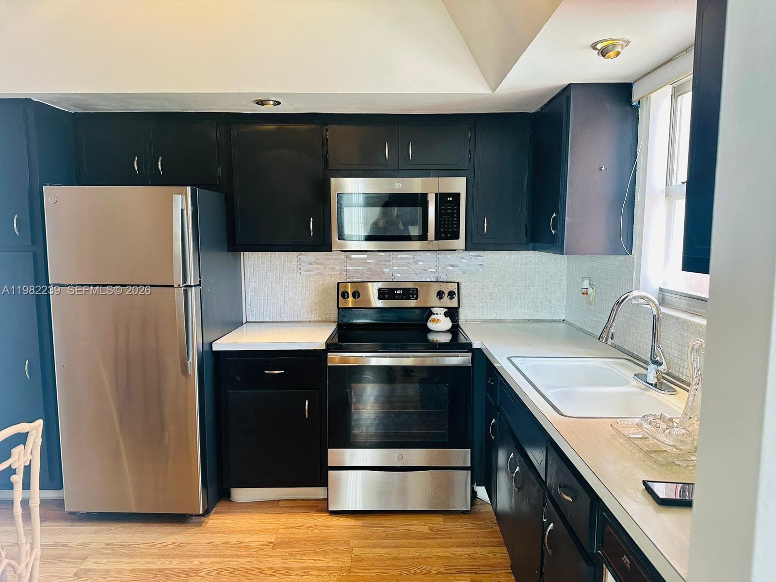 BUCKLEY TOWERS CONDO - EA - Residential