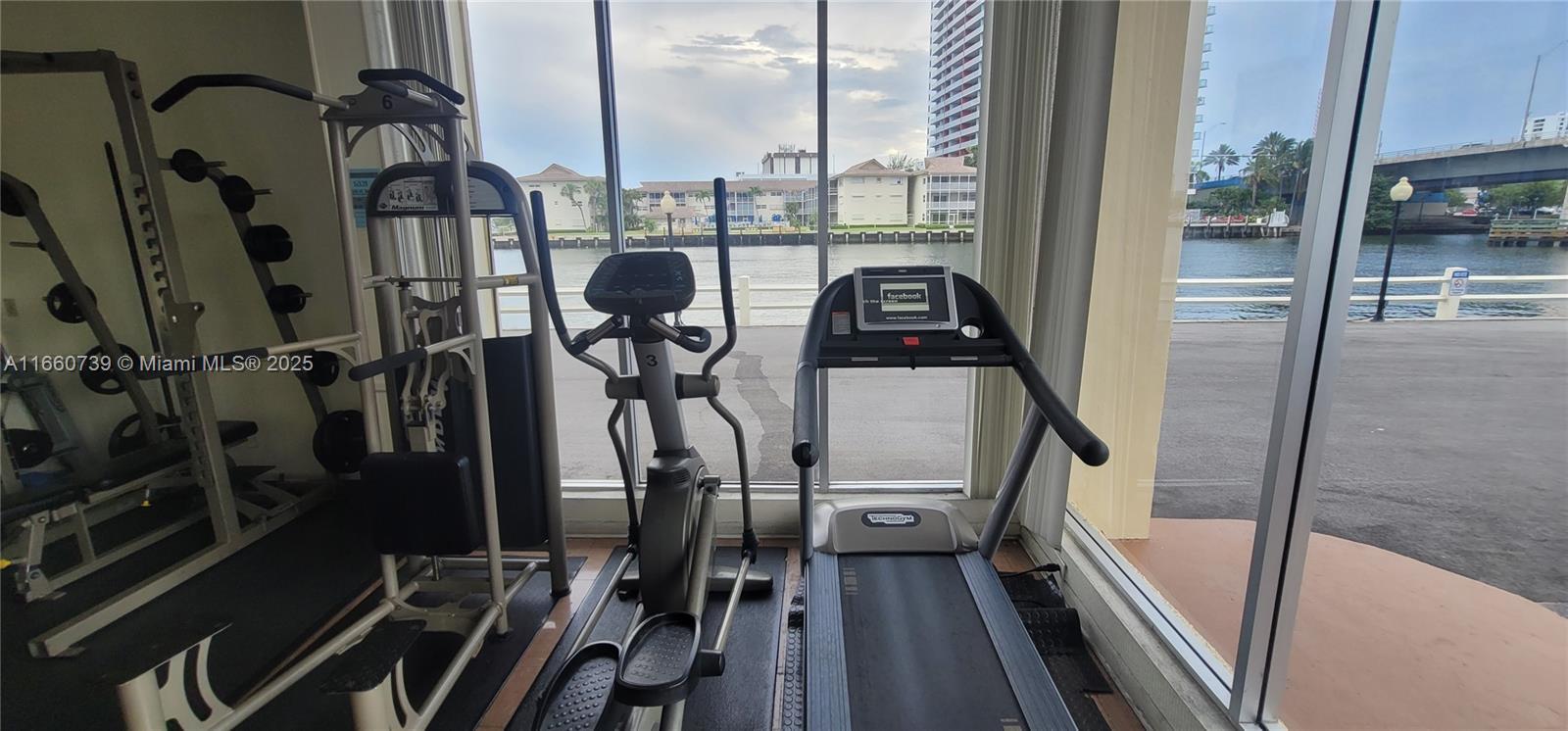 IMPERIAL TOWERS CONDO - Residential Lease