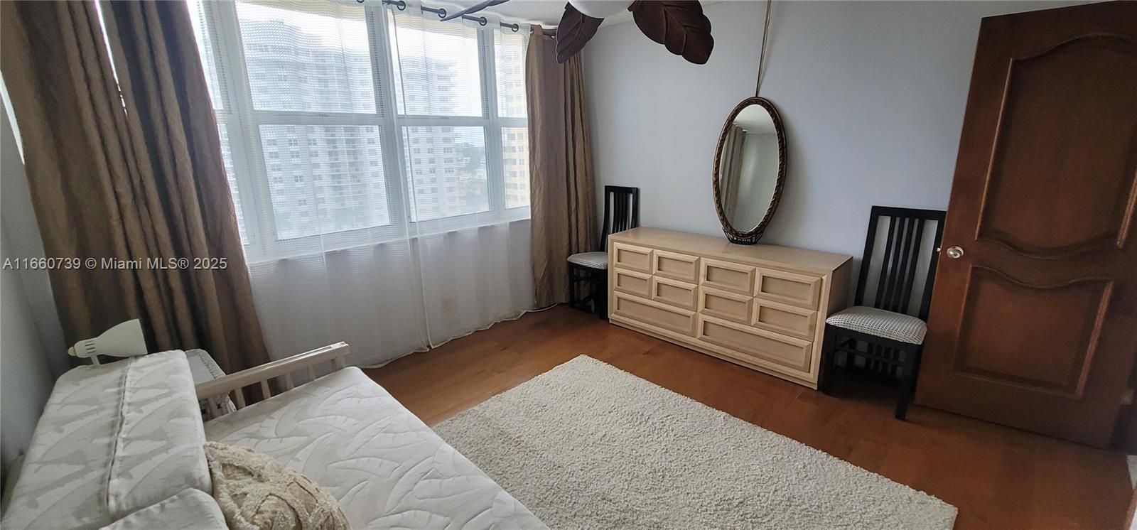 IMPERIAL TOWERS CONDO - Residential Lease