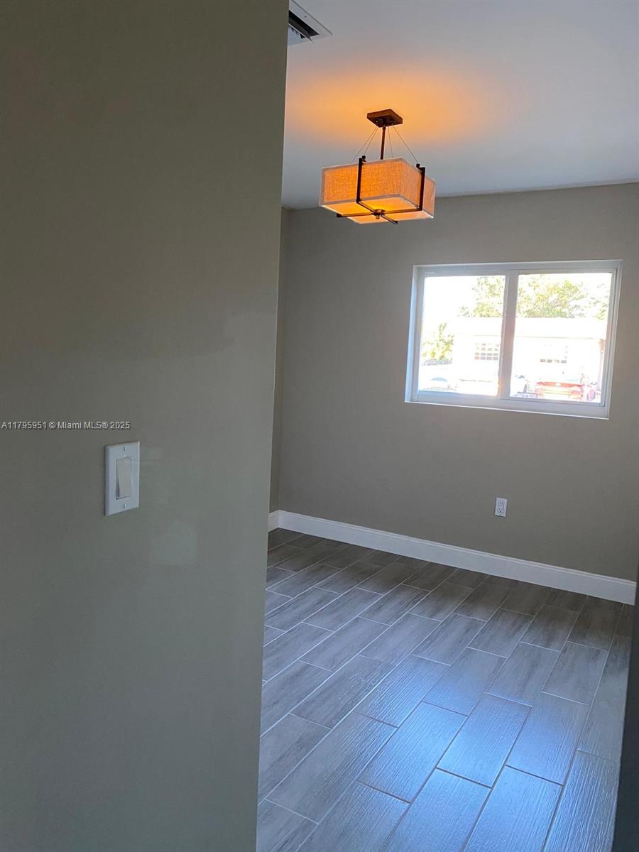 VISTA TOWNHOUSE SEC B - Residential