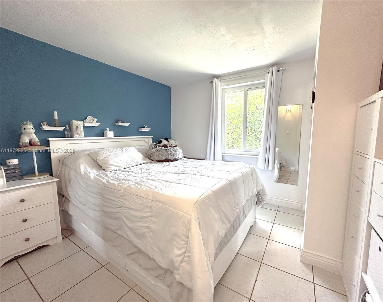 OVERBROOK SHORES - Residential