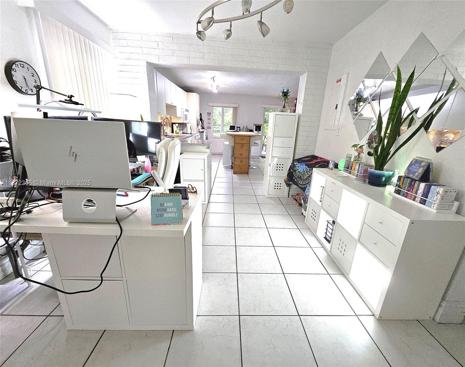 OVERBROOK SHORES - Residential