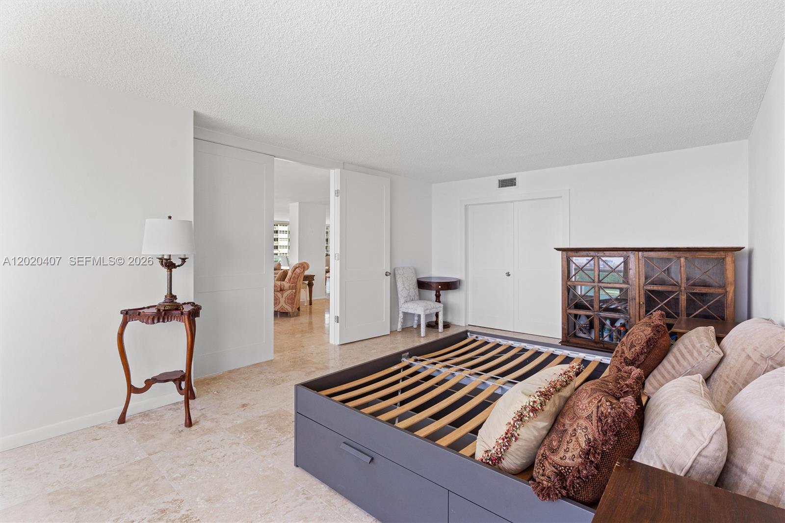 POINT OF AMERICAS - Residential Lease
