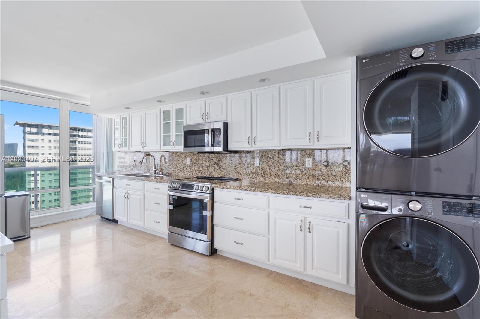 POINT OF AMERICAS - Residential Lease