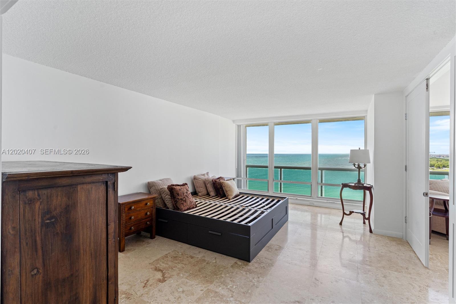 POINT OF AMERICAS - Residential Lease