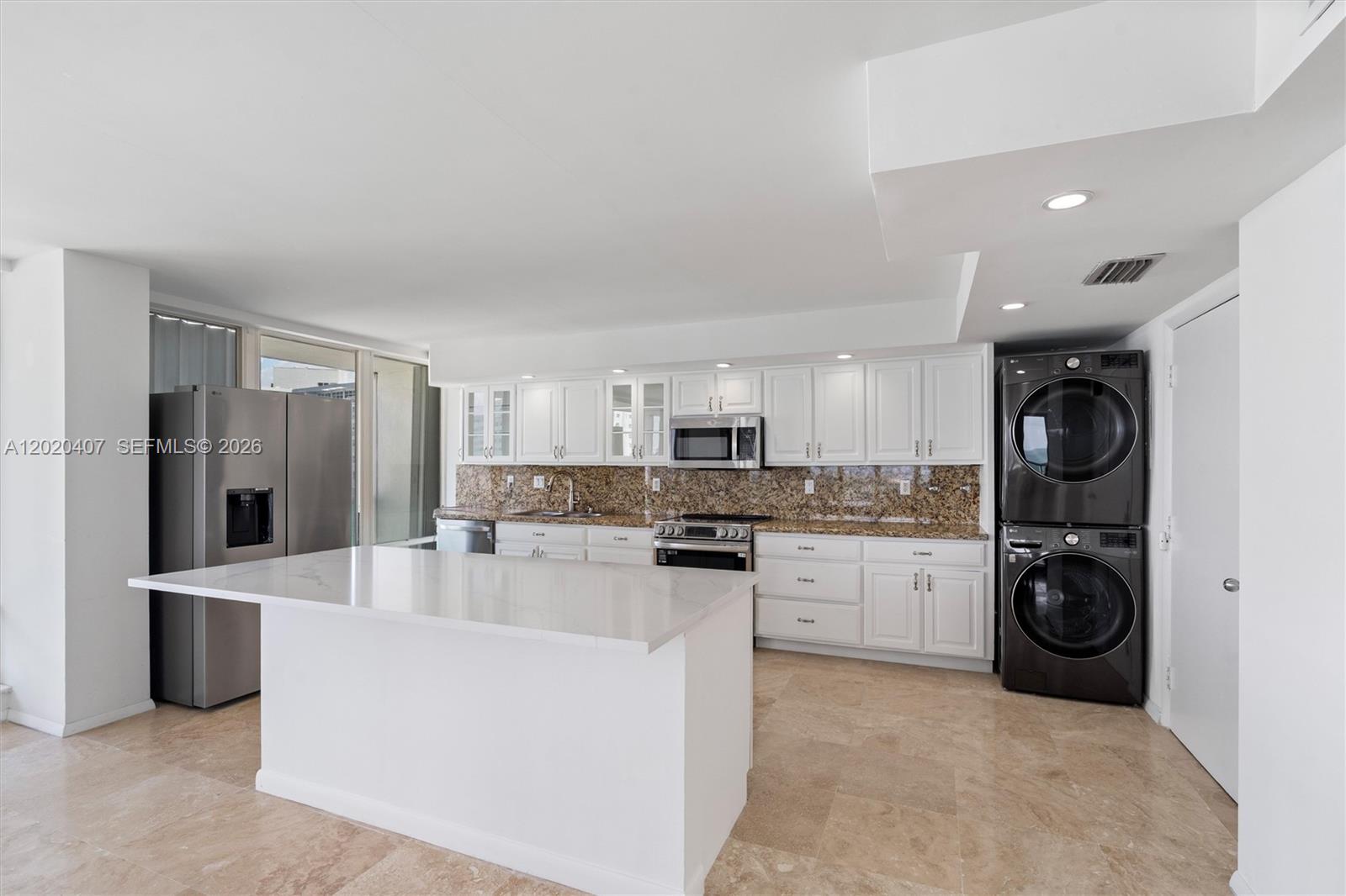 POINT OF AMERICAS - Residential Lease