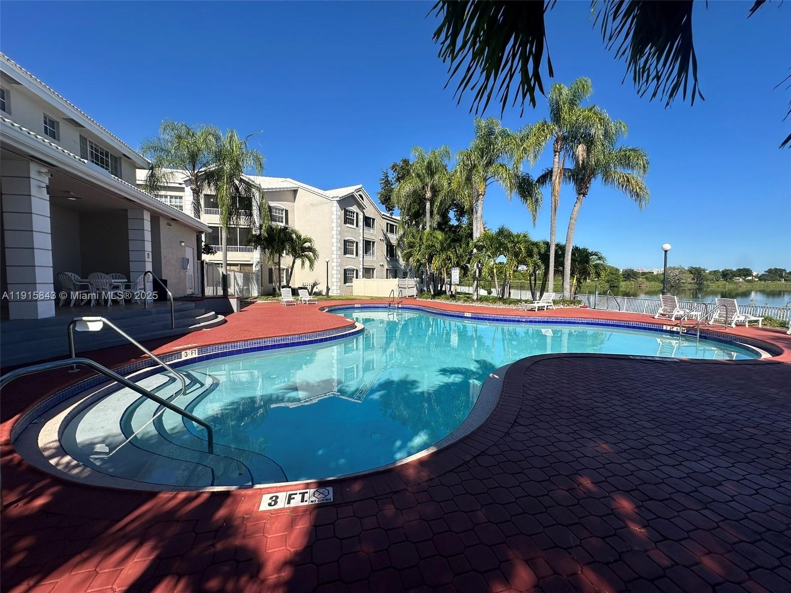 LAKEVIEW CLUB CONDO - Residential Lease