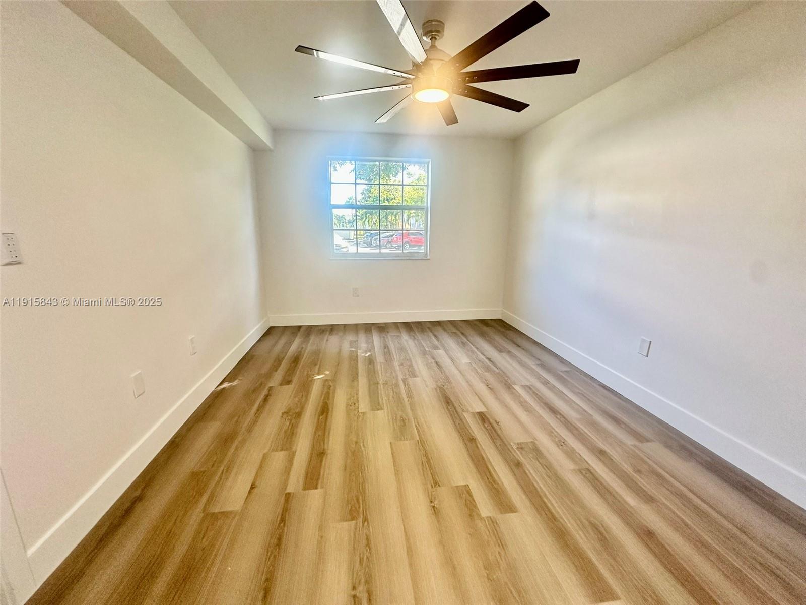 LAKEVIEW CLUB CONDO - Residential Lease