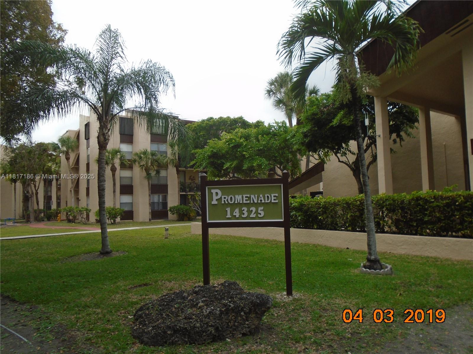 14501 N Kendall Dr 410H, Miami, Broward County, Florida - 2 Bedrooms  
2 Bathrooms - 