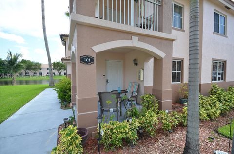 Photo of 1270 SE 27th St #101, Homestead, FL 33035 (MLS # A11866846)