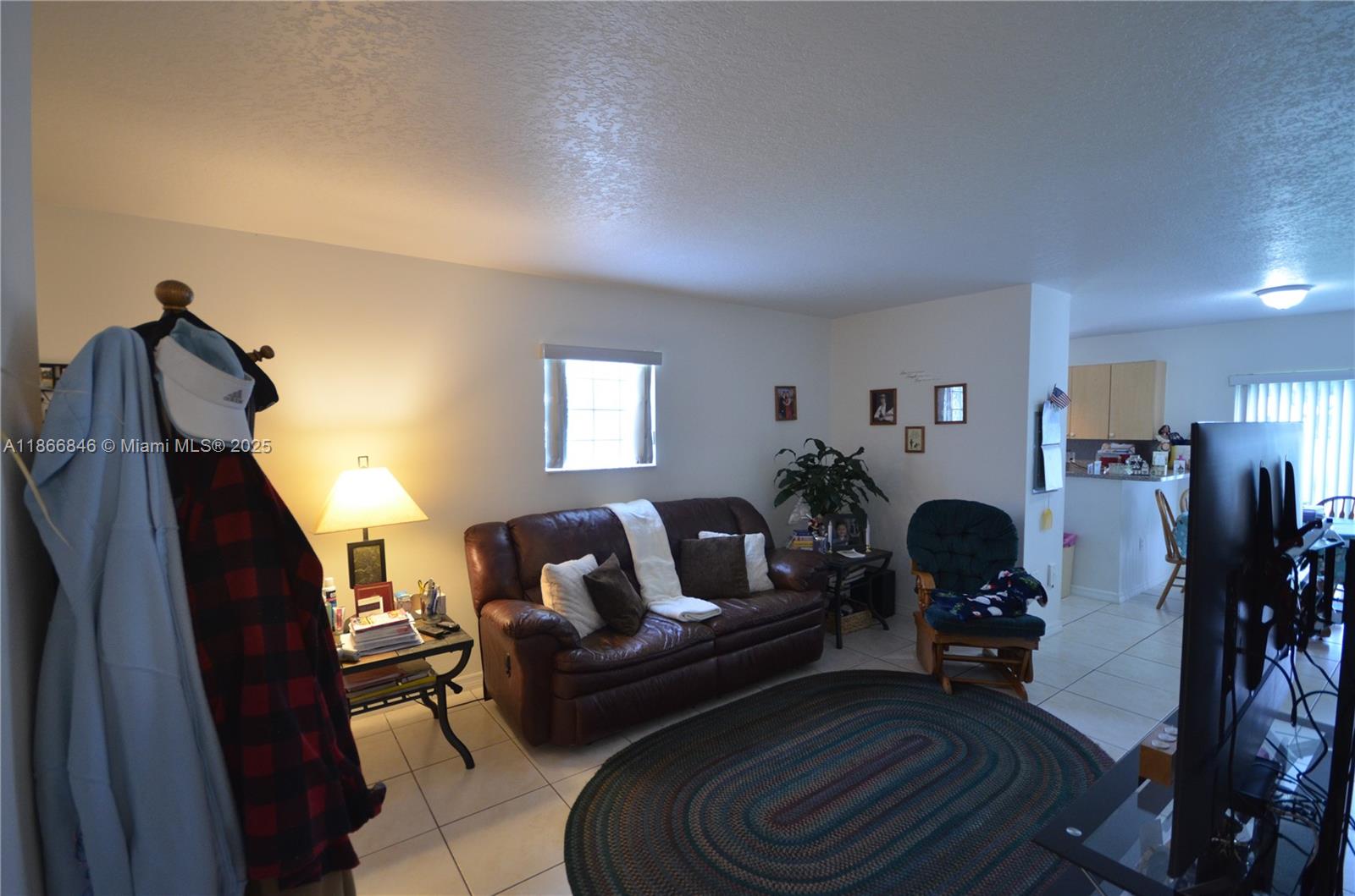 1270 SE 27th St 101
