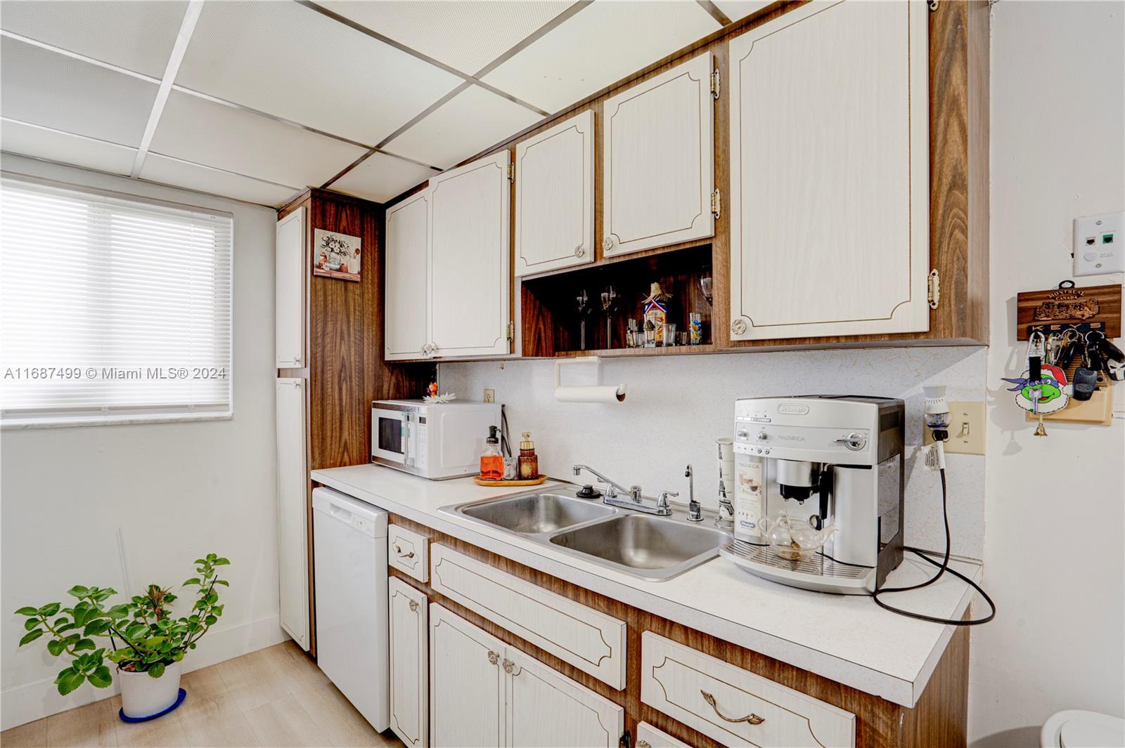 MARBELLA APTS CONDO - Residential