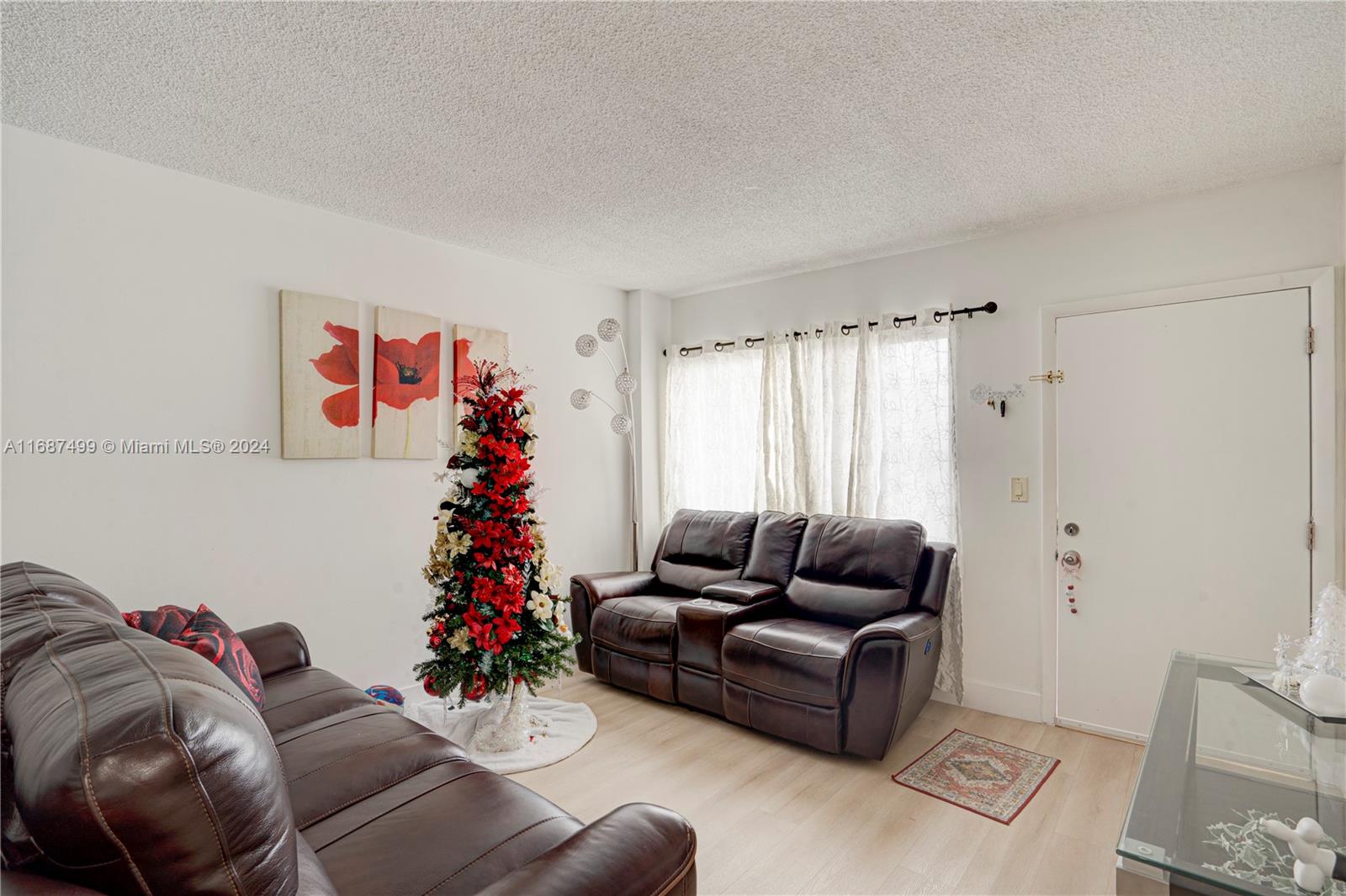 Property for Sale at 900 Sw 84th Ave 406A, Miami, Broward County, Florida - Bedrooms: 1 
Bathrooms: 1  - $245,000
