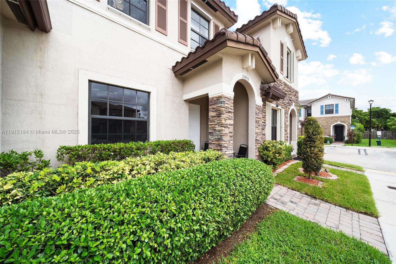 GARDEN ESTATES AT THE HAM - Residential Lease