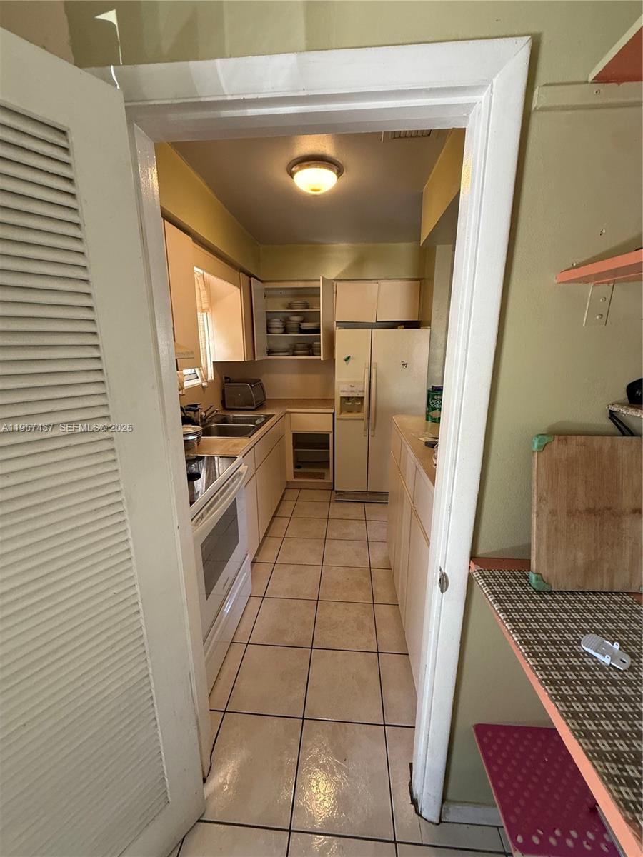 HIALEAH 3RD ADDN - Residential