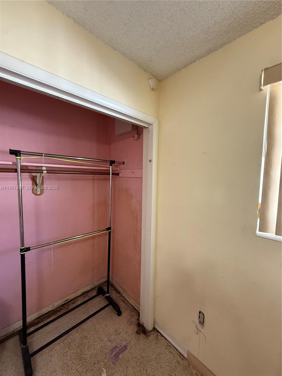 HIALEAH 3RD ADDN - Residential