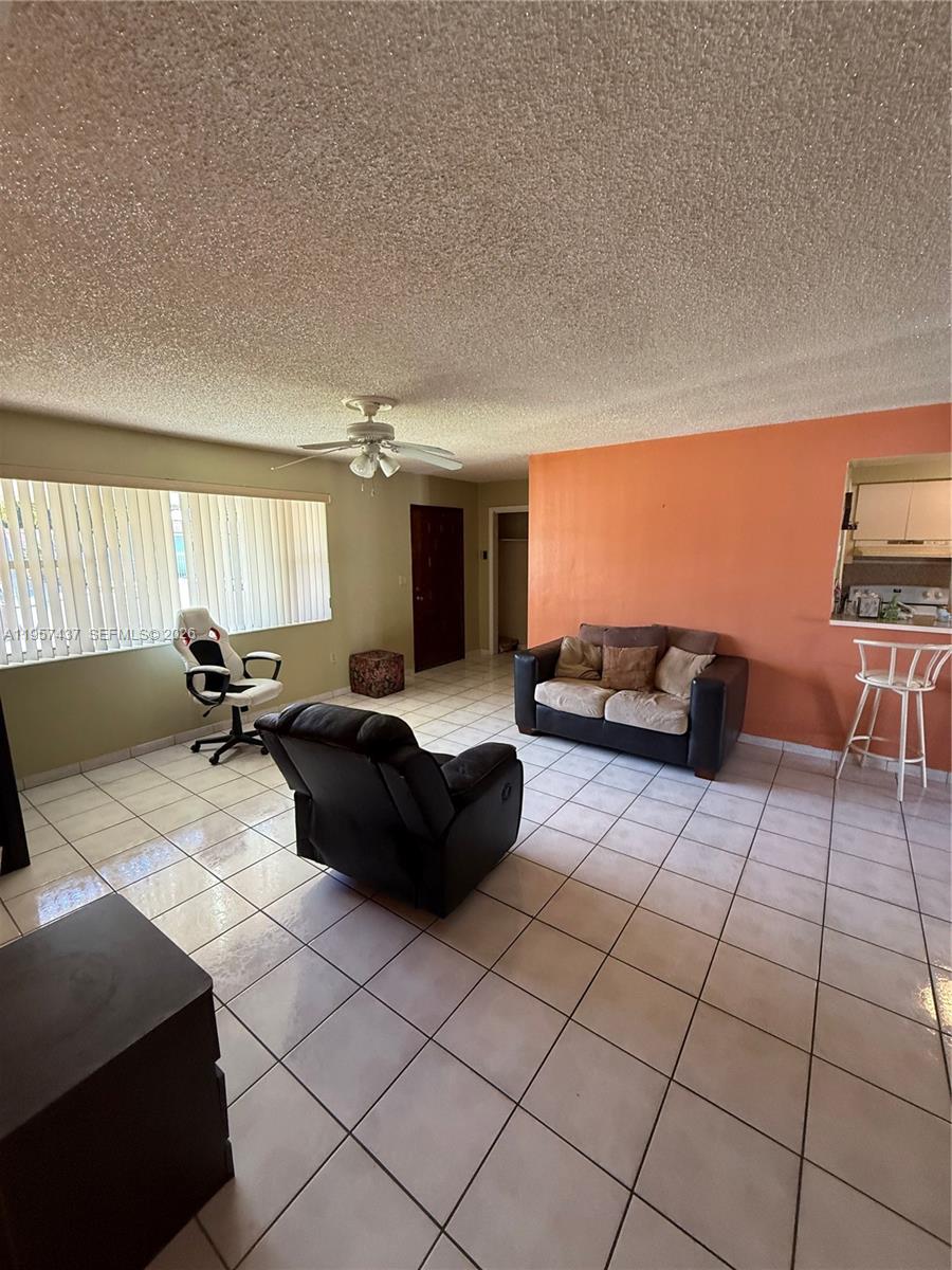 HIALEAH 3RD ADDN - Residential