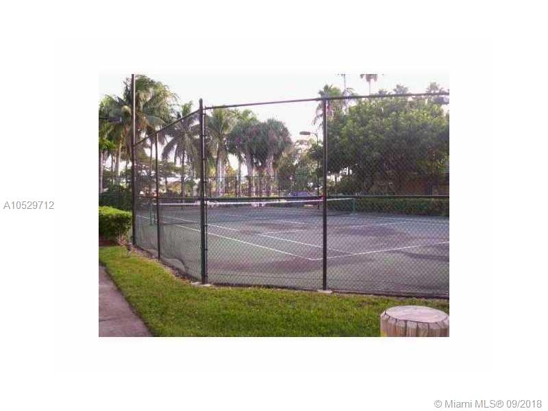 WINDWARD LAKES CONDO - Residential Lease