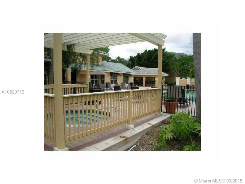 WINDWARD LAKES CONDO - Residential Lease