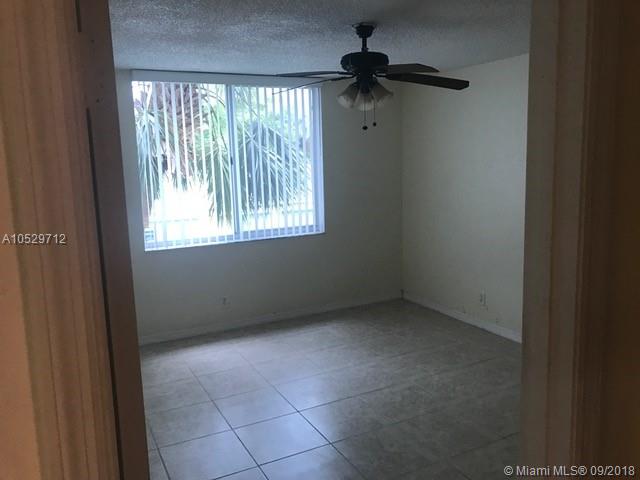 WINDWARD LAKES CONDO - Residential Lease