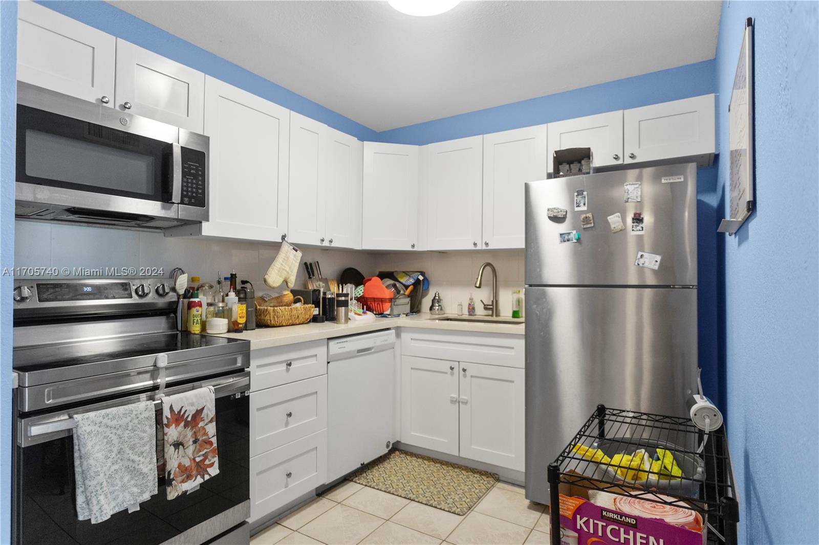 CASA BLANCA CONDO - Residential