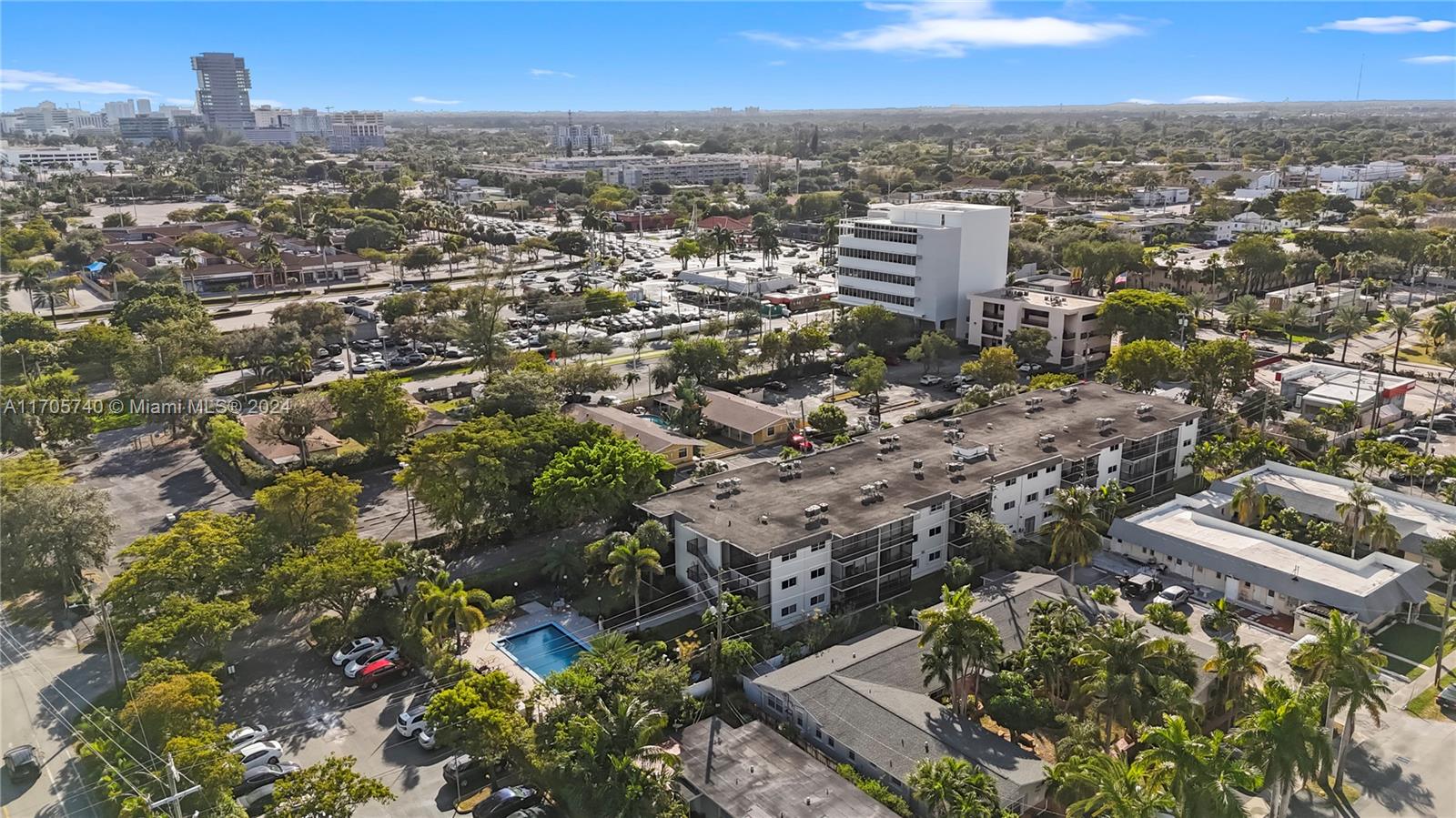 CASA BLANCA CONDO - Residential