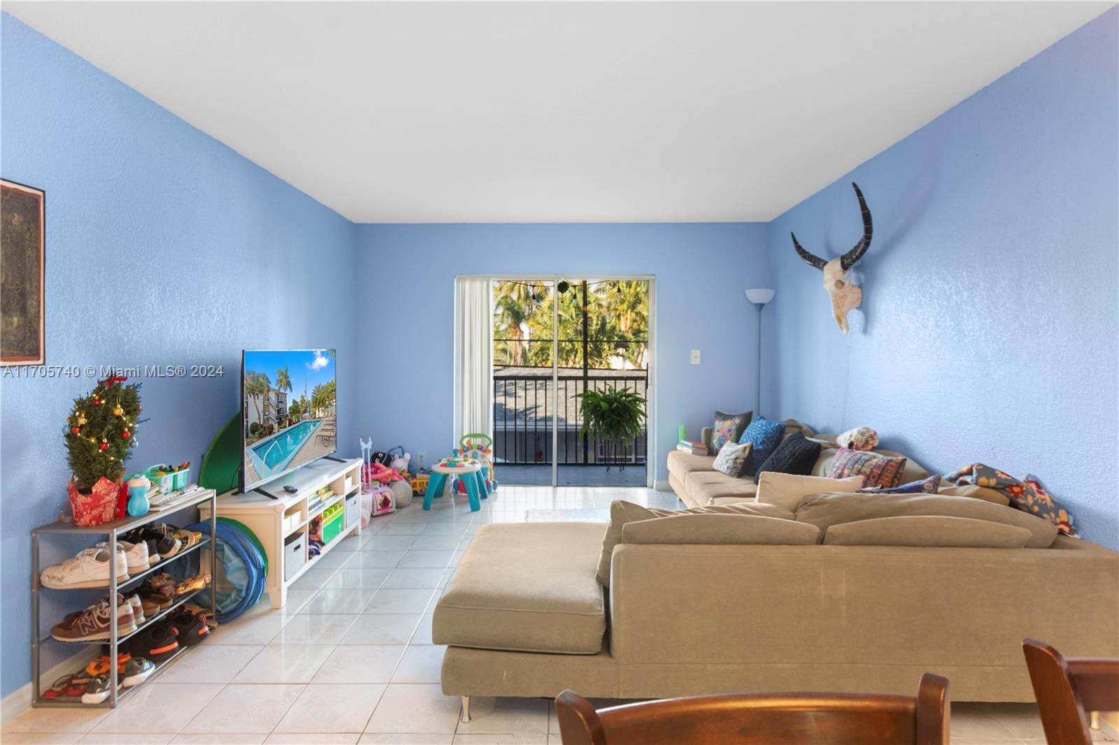 CASA BLANCA CONDO - Residential