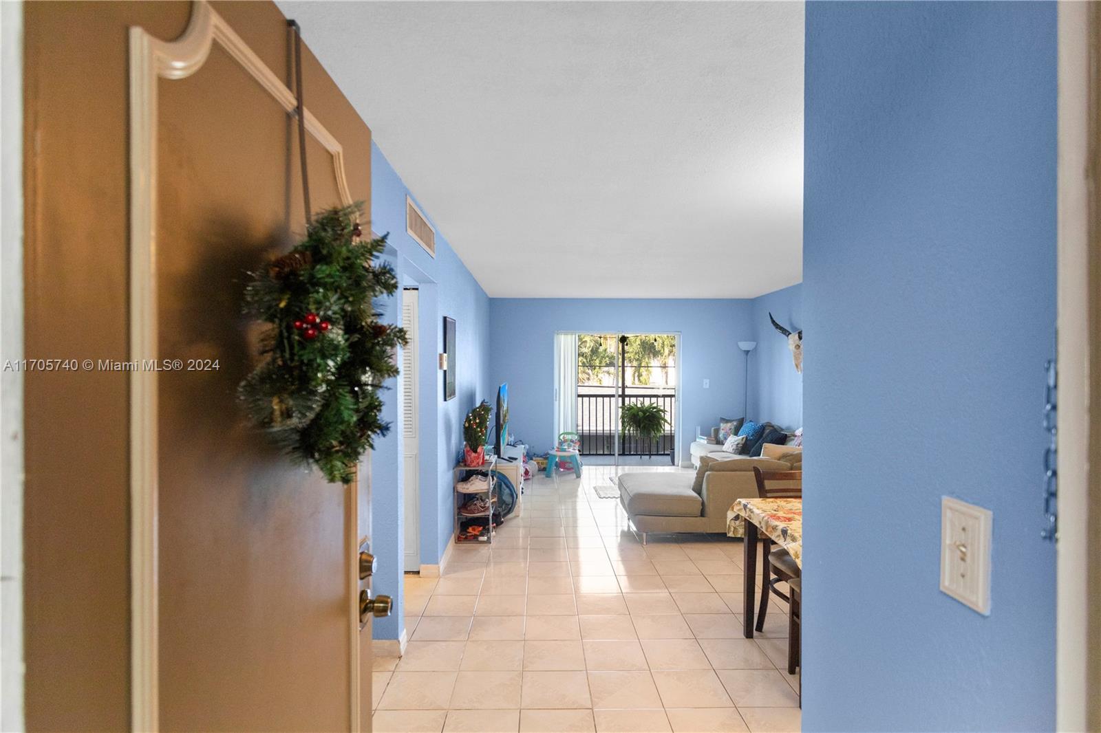 CASA BLANCA CONDO - Residential