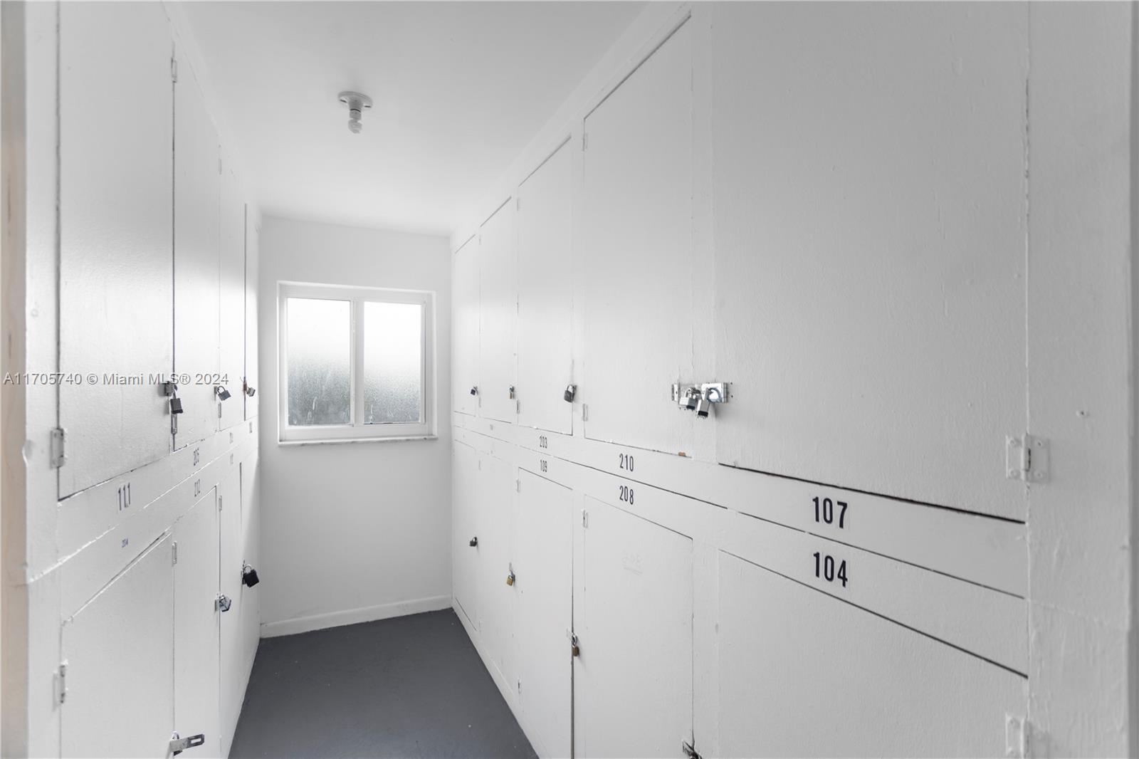 CASA BLANCA CONDO - Residential