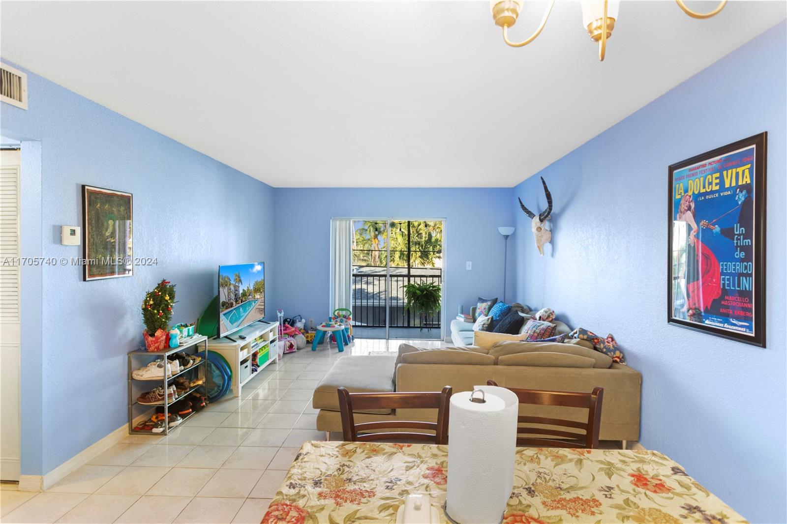CASA BLANCA CONDO - Residential