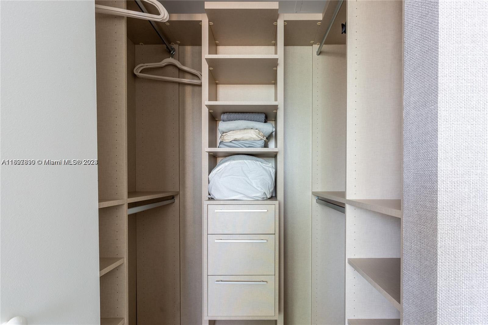 1300 S MIAMI AVENUE CONDO - Residential