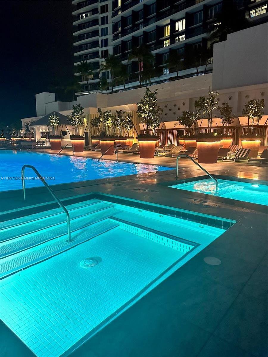 1300 S MIAMI AVENUE CONDO - Residential