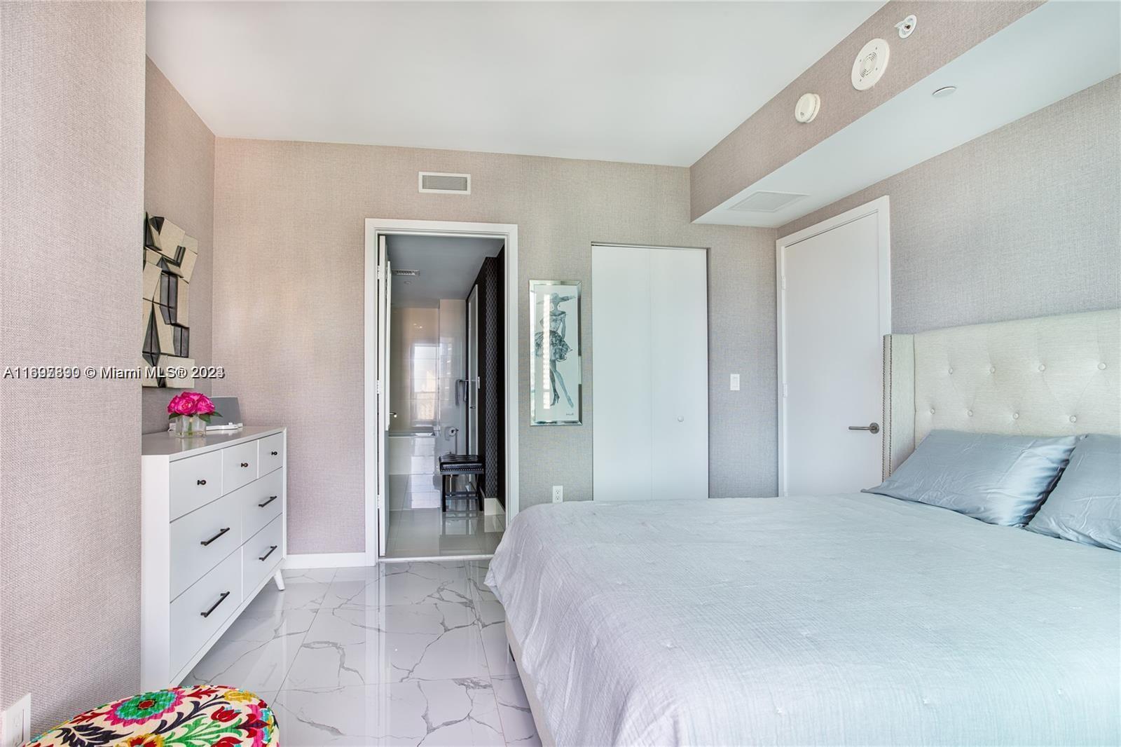 1300 S MIAMI AVENUE CONDO - Residential