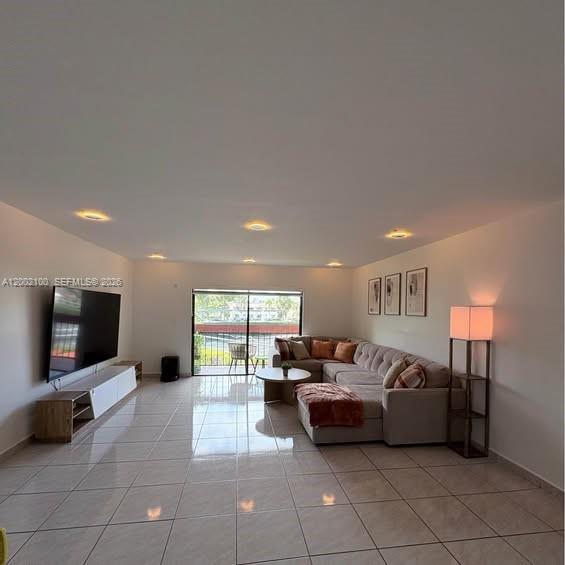 LAGO DEL REY CONDO #1 - Residential Lease