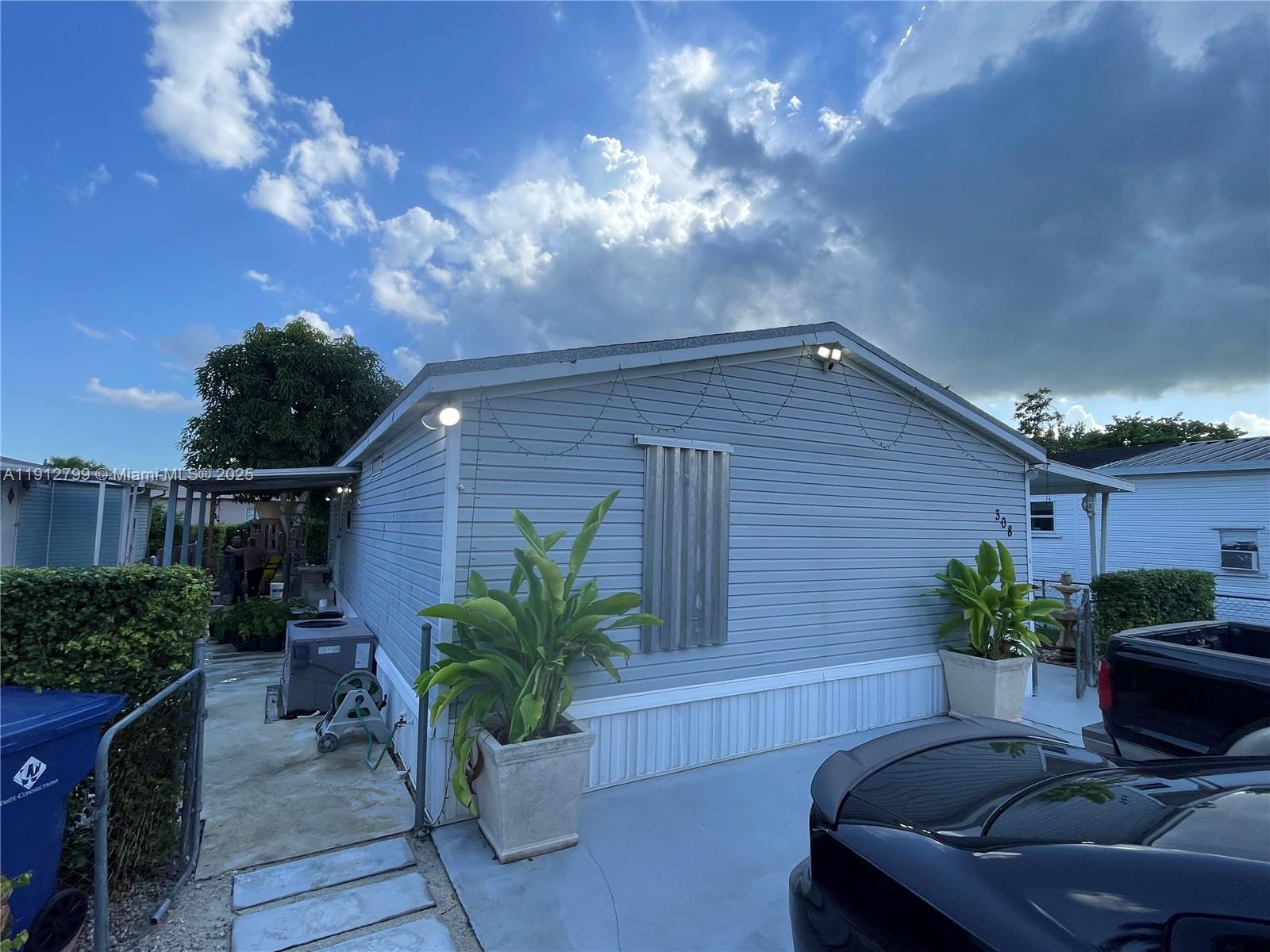 AMERICANA VILLAGE CONDO - Residential Lease