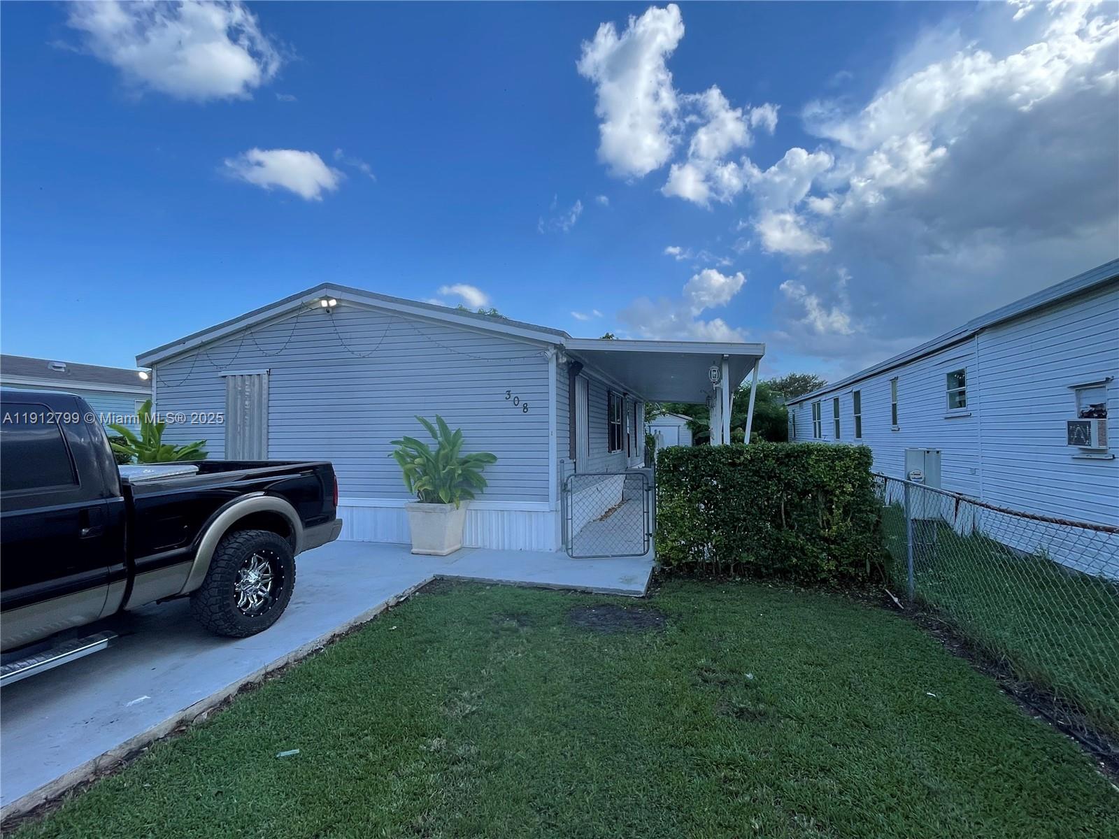 AMERICANA VILLAGE CONDO - Residential Lease