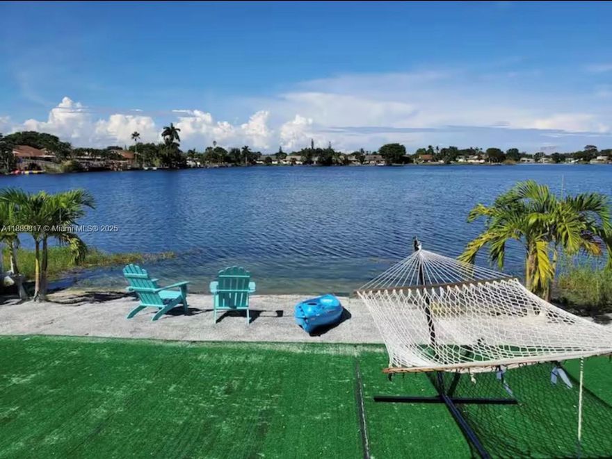 Beautiful 3/2 Lake House Fully Furnished
Live like you're on vacation every day. This spacious lakefront home hosts up to 8 guests comfortably, with a private backyard perfect for BBQs, kayaking, and fishing. Only 5 minutes from FLL airport and 10 minutes from the beach. First, last & security required.

 Relax. Play. Enjoy the view.