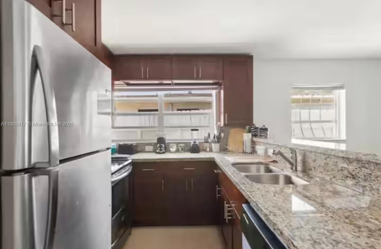 LABEAU ACRES - Residential Lease