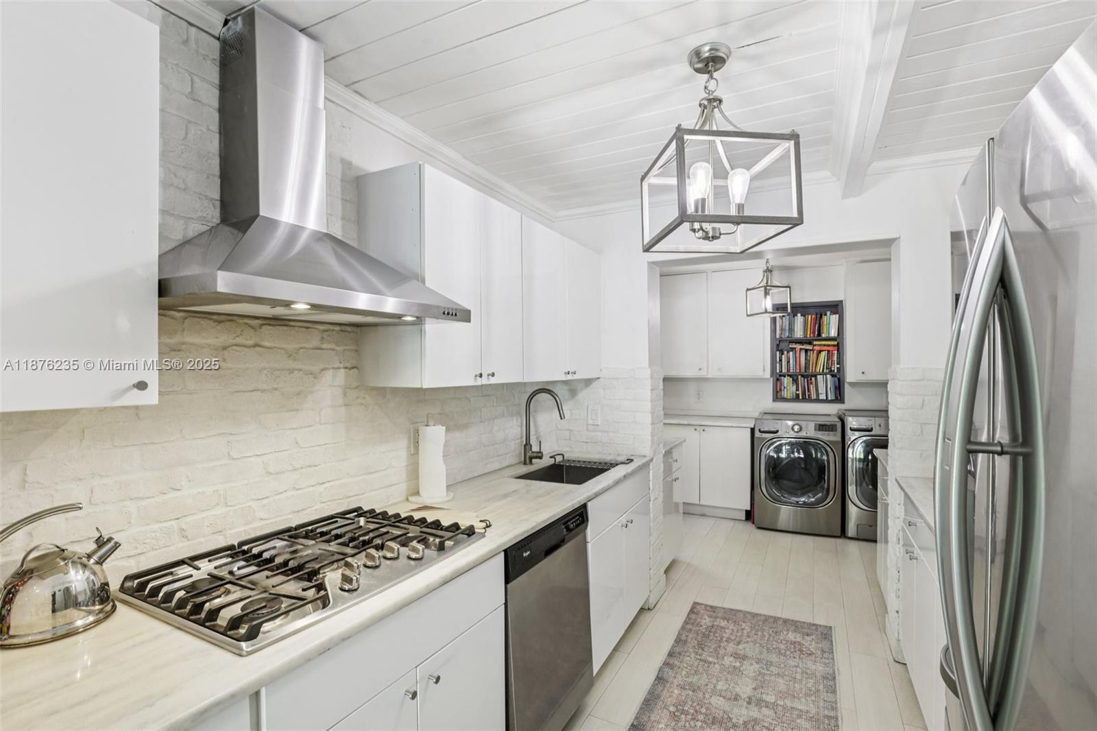 MERION PARK - Residential