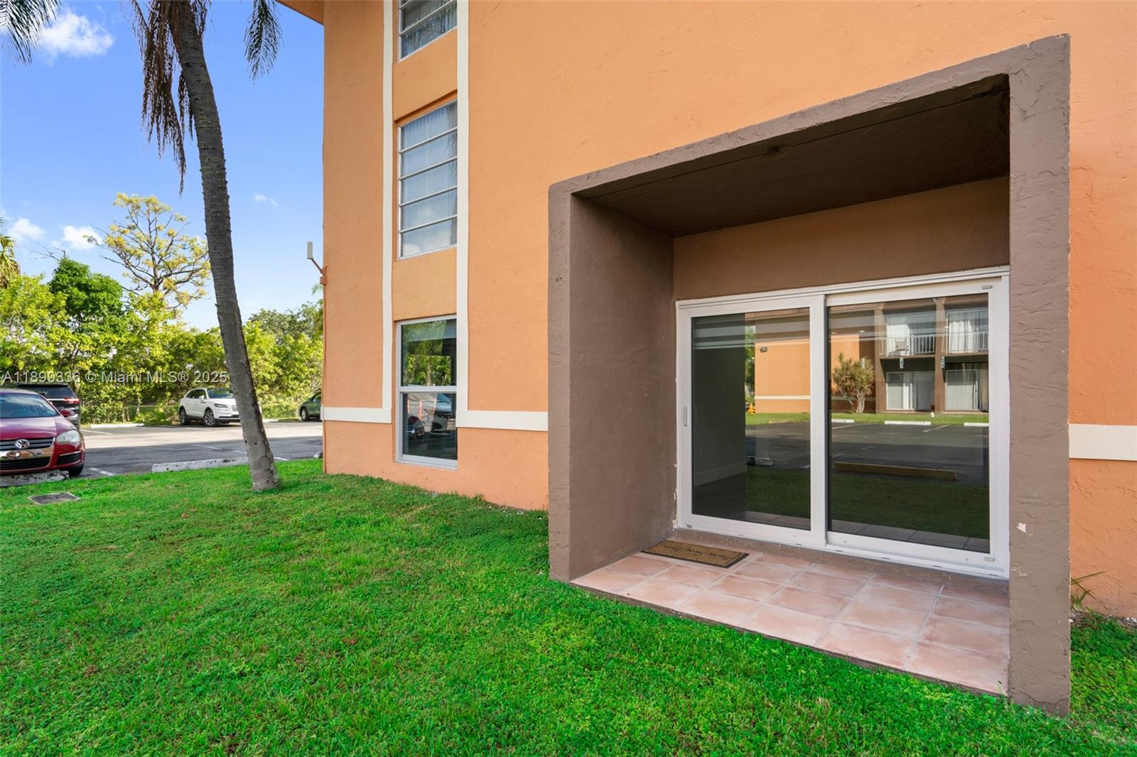 SUNSET PALMS EAST CONDO - Residential Lease