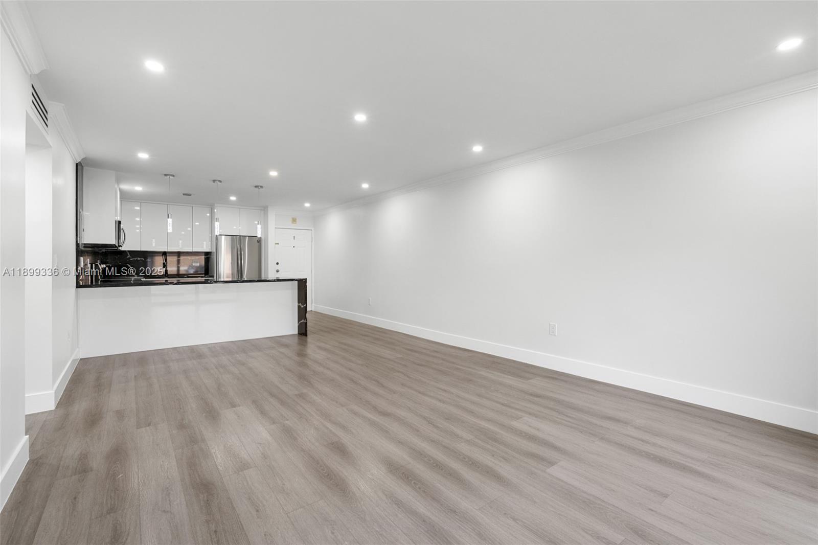 SUNSET PALMS EAST CONDO - Residential Lease